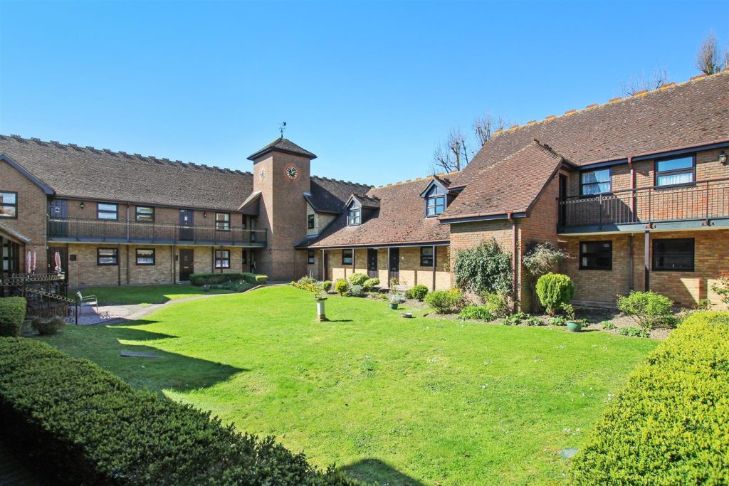 Clarendon Mews, Bexley