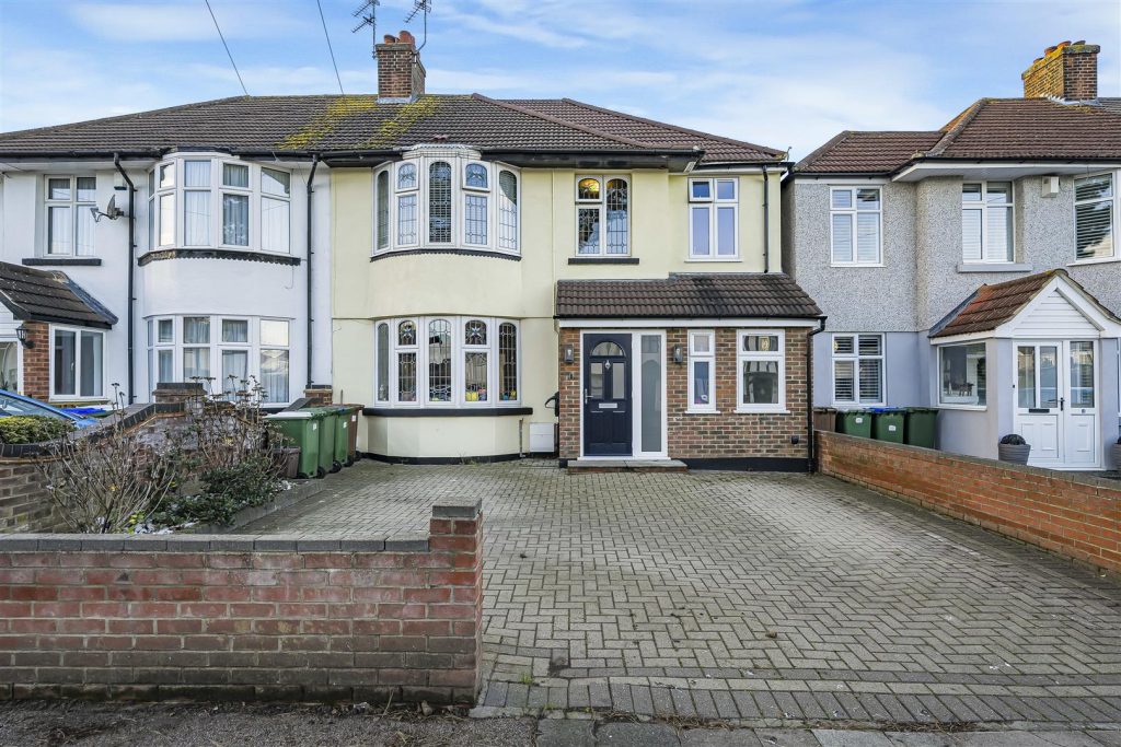 Cavendish Avenue, Welling