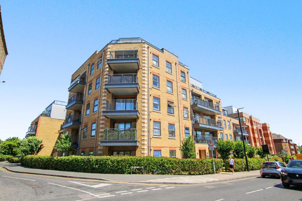 2, Hillcross Court, 45, Sidcup Hill, Sidcup, Bexle