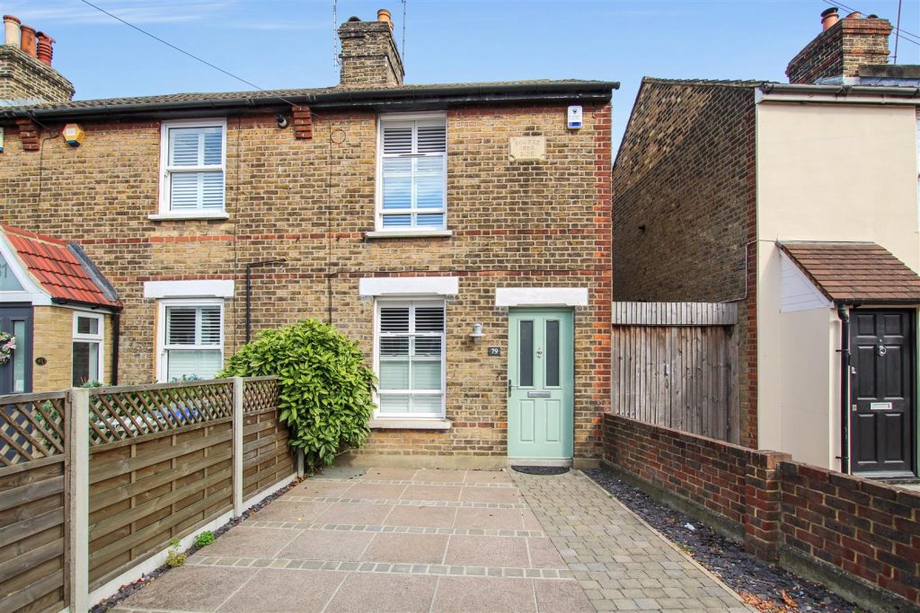 Bourne Road, Bexley Village